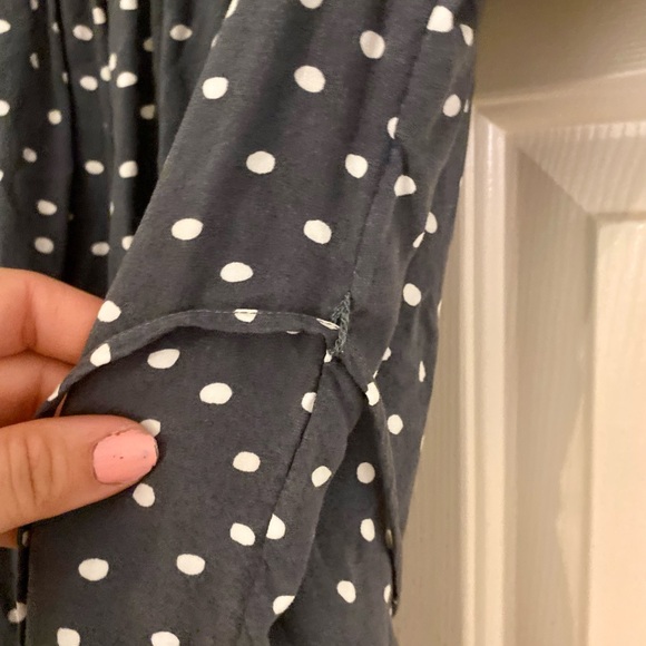 Jessica Simpson Maternity gray dot blouse XL - Picture 5 of 8